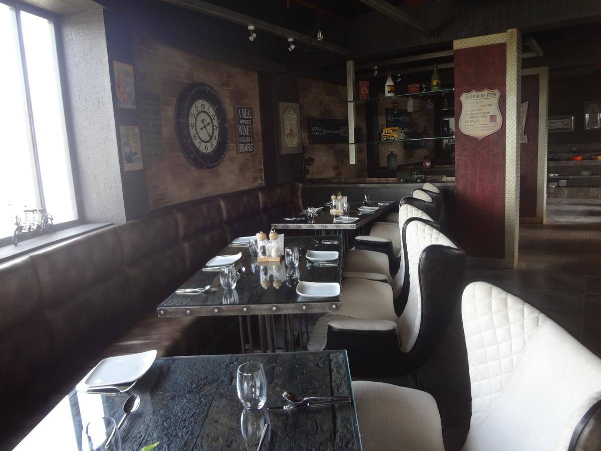 Hotel Gangakashi Nagpur Eksteriør bilde